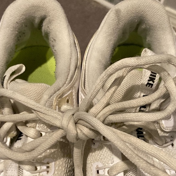 Men’s HyperAce 2 White Volleyball Shoes (Nike ZOOM) - Picture 6 of 11